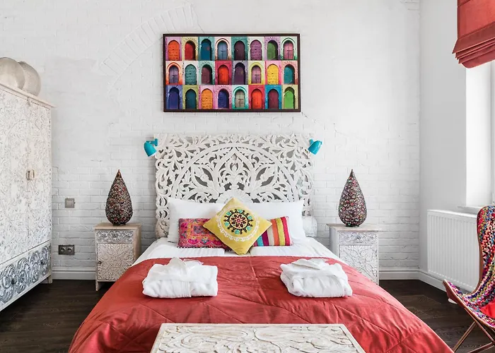 Lion Apartments
